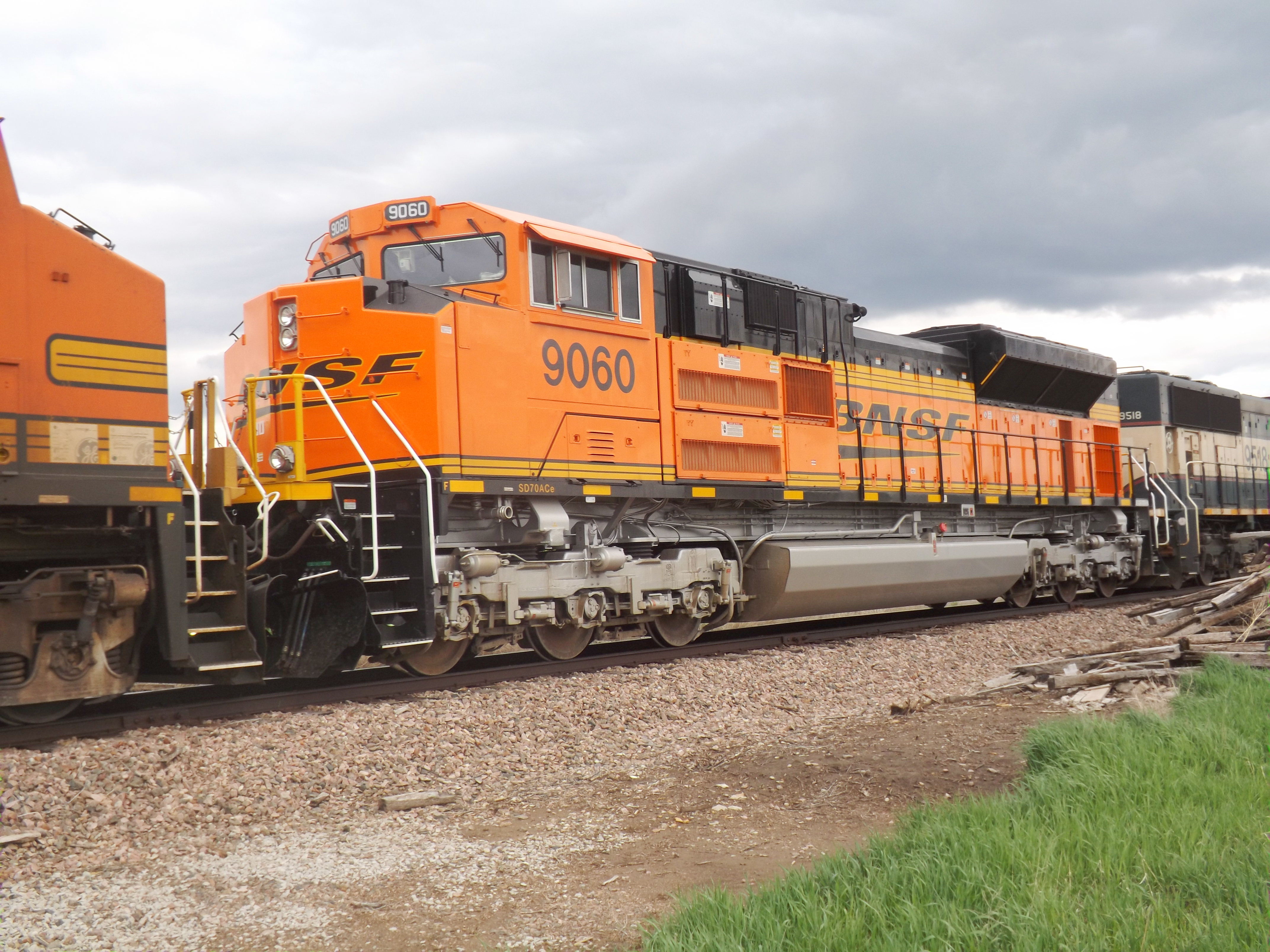 BNSF 9060